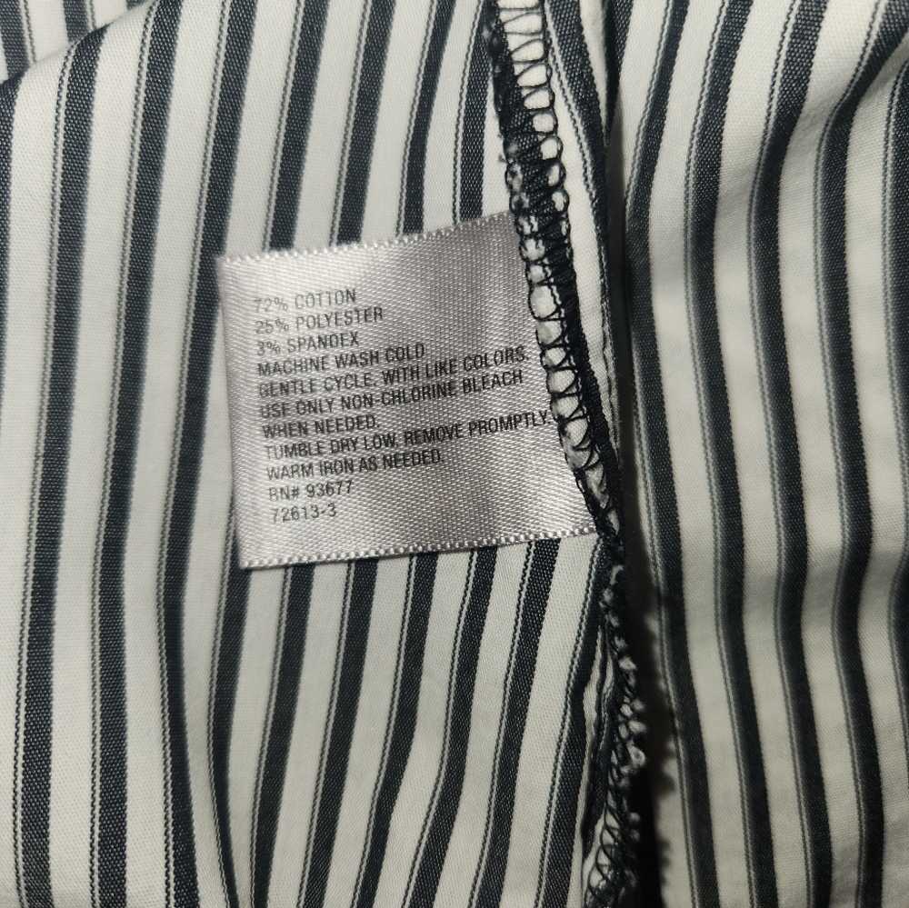 Black and White Striped Sleeveless Blouse SKU A08 - Picture 4 of 5